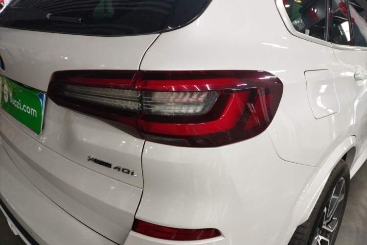 Used BMW X5 2022 xDrive 40Li Luxury Edition M Sport Package