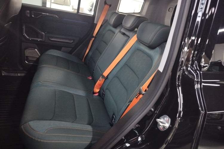 Used JETOUR Traveler 2023 2.0T All-Wheel-Drive CrossPRO