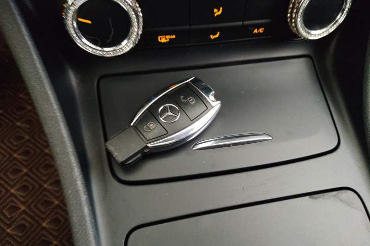 Used Mercedes-Benz GLA 2016 GLA 200 Fashion Model Vehicle Key
