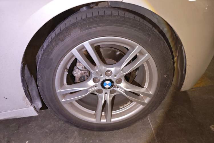 Used BMW 3 Series GT 2020 320i M Sport Package Right Front Wheel Hub