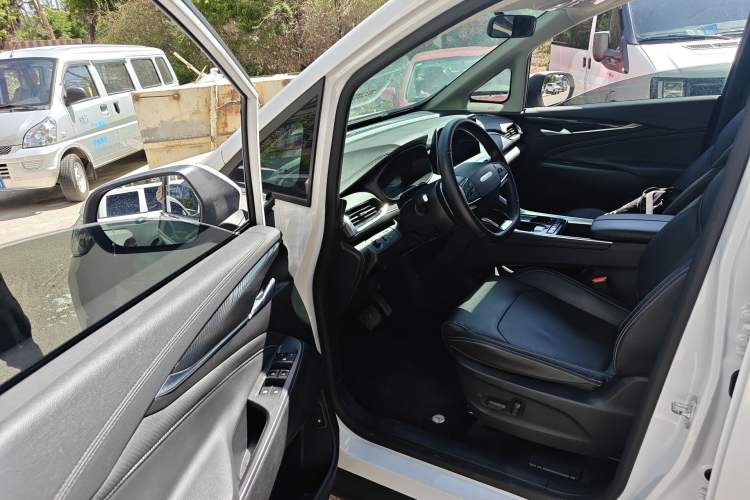 Used SAIC MAXUS G50 2023 PLUS 1.5T Automatic Cruise Version Driver Seat