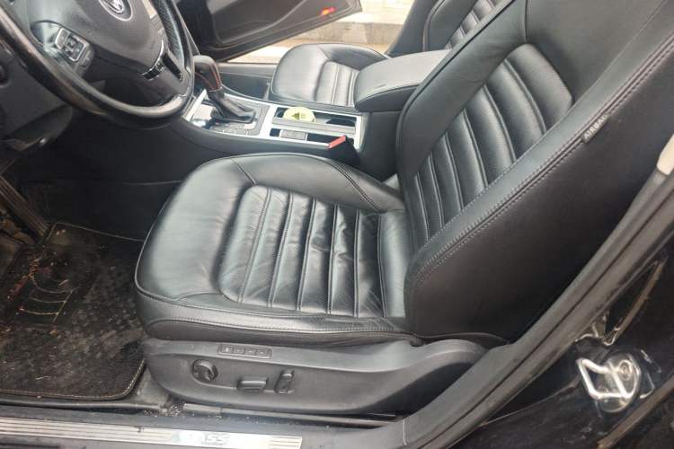 Used Volkswagen Passat 2015 1.8TSI DSG Prestige Edition