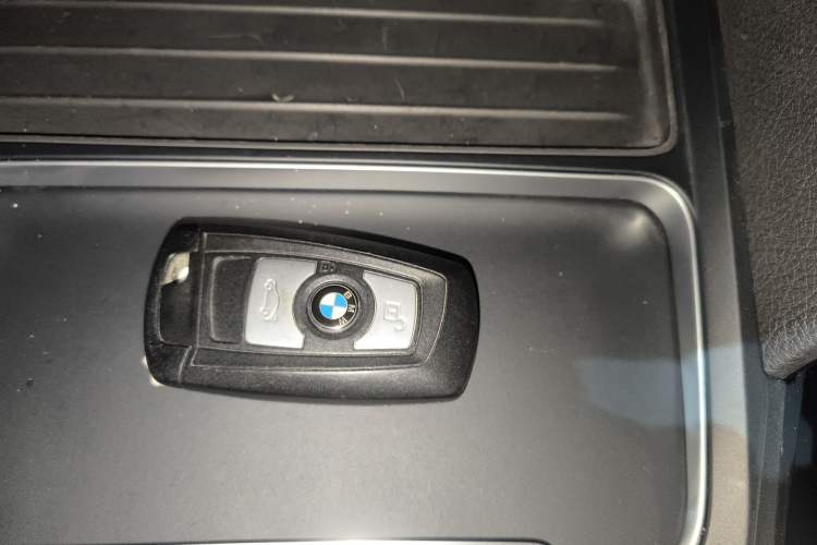 Used BMW 3 Series GT 2018 320i Sport Edition
