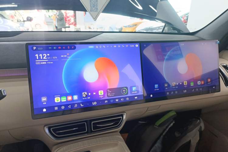 Used Deepal S09 2025 Four-Wheel Drive Ultra+ Custom Edition Audio And AC Panel