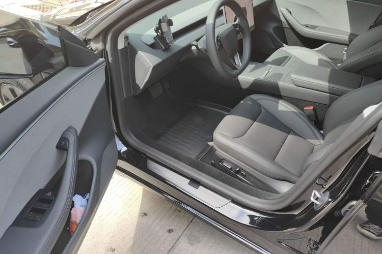 Used Tesla Model 3 2025 Model Revised Rear-Wheel-Drive Version