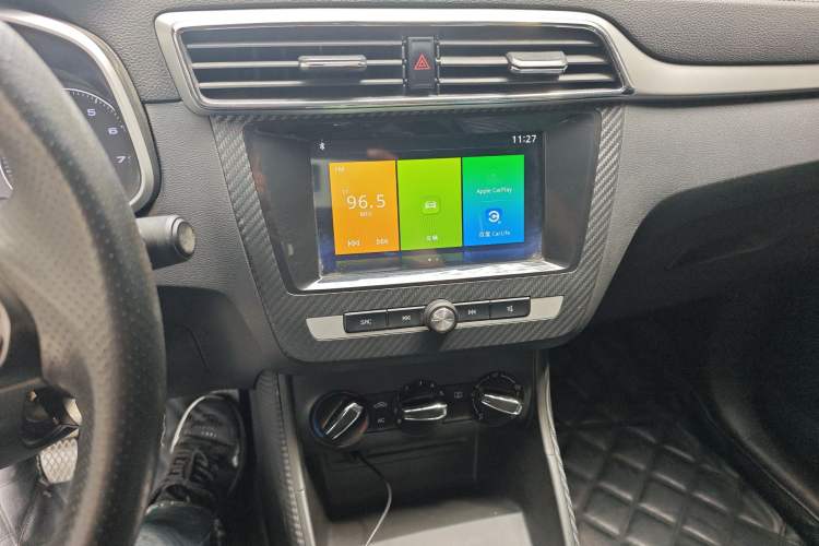 Used MG ZS 2018 1.5L Manual Comfort Edition China V Standard Audio And AC Panel