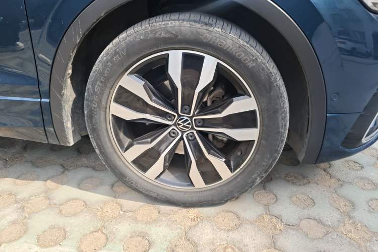 Used Volkswagen Tiguan L 2022 330TSI Automatic Two-Wheel Drive R-Line Enhanced Edition