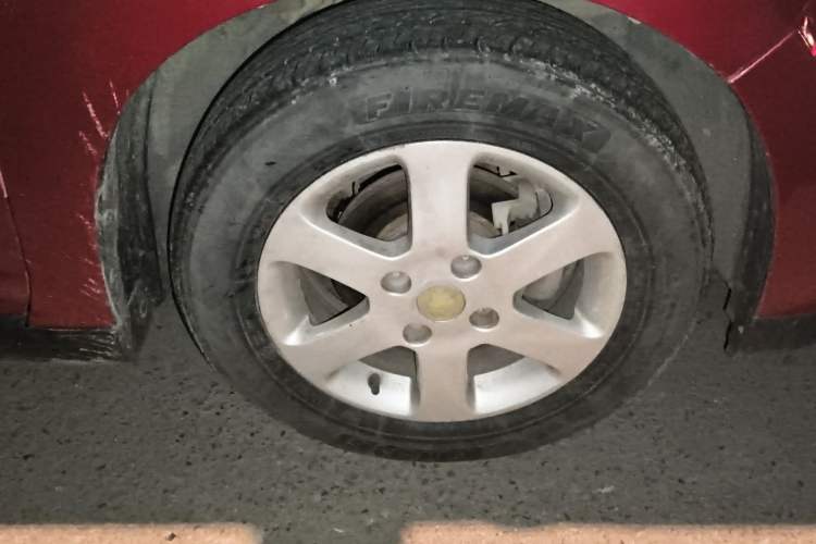 Used Venucia R50 2013 1.6L Manual Fashion Edition