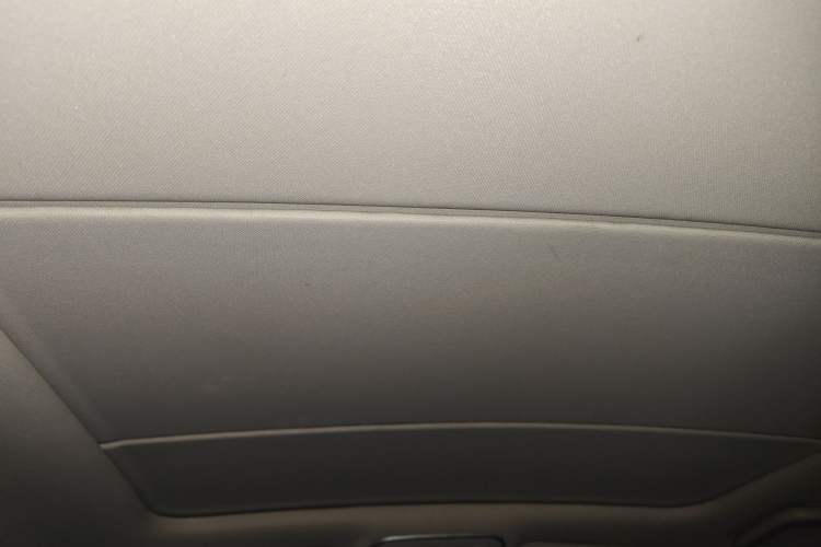 Used Geely Auto Emgrand GS 2018 Lingchao Edition 1.4T Automatic ZhenShang Smart Connectivity Model Headliner