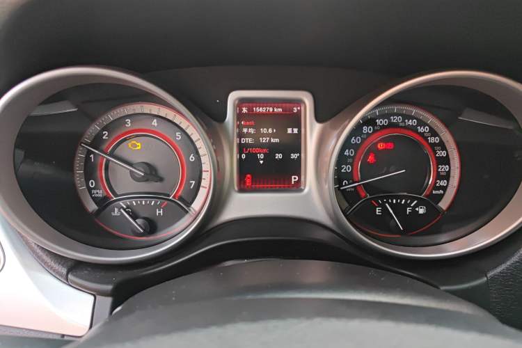 Used Dodge Journey 2013 2.4L Two-Wheel Drive Luxury Version Instrument Cluster