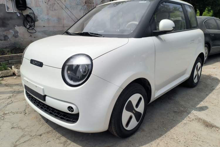 Used CHANGAN NEVO Lumin 2026 Model Treasure Edition 205km Beloved Beige Guoxuan