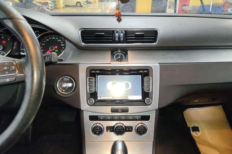 Used Volkswagen FAW-Volkswagen CC 2015 2.0 TSI Ultimate Model