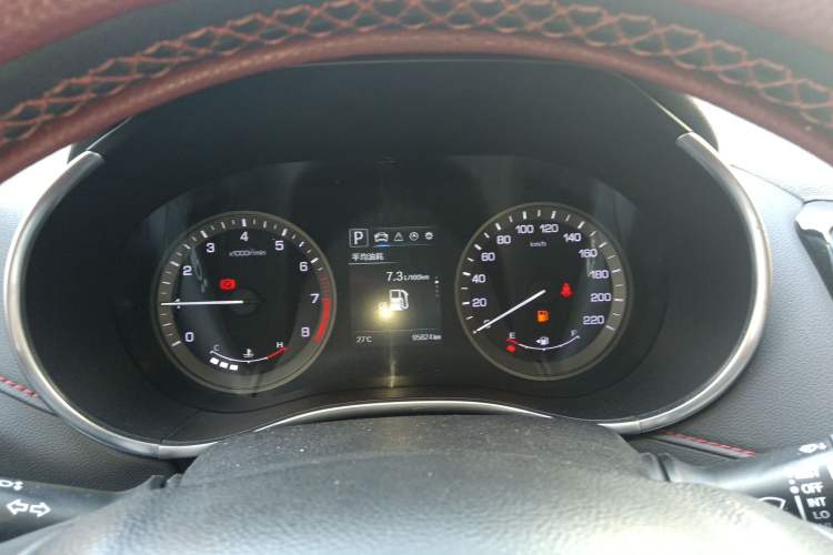 Used CHANGAN CS55 2018 1.5T Automatic Colorful Edition China V Standard
