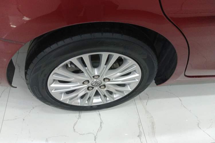 Used Buick GT 2017 15N Automatic Elite Version Right Rear Wheel Hub