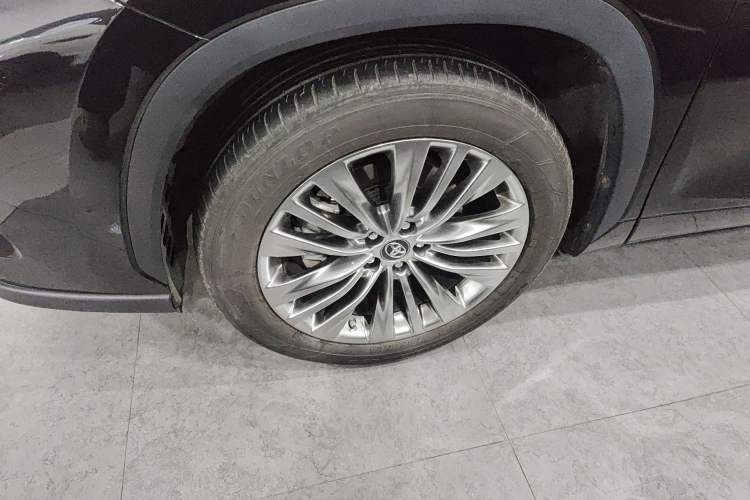 Used Toyota Highlander 2022 Dual-Engine 2.5L Four-Wheel Drive Supreme Edition 7-Seater