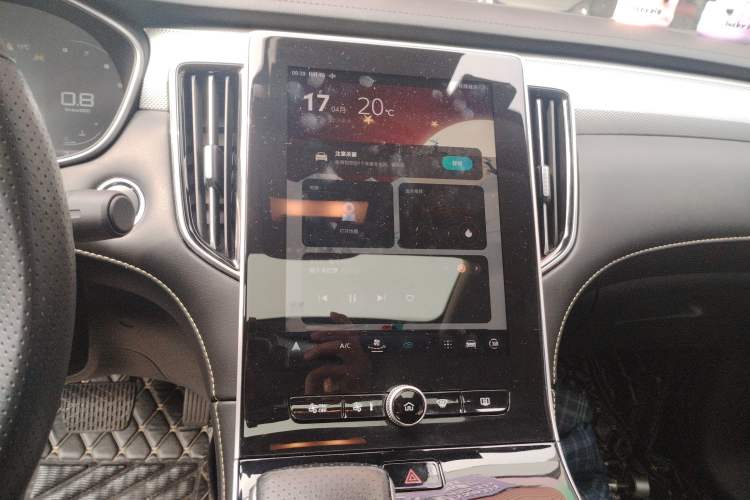 Used Roewe i6 MAX 2020 300TGI Automatic "Swell Cool Smart Drive" Edition Audio And AC Panel