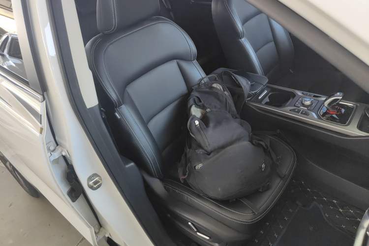 Used Geely Auto Haoyue 2020 1.8TD DCT Flagship 7-Seater
