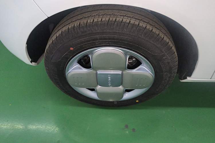 Used Geely Galaxy Panda 2024 Panda Mini 200km Endurance Bear
