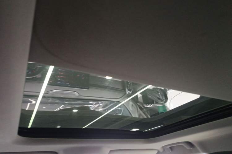 Used JETOUR Traveler 2023 2.0T Four-Wheel Drive Conqueror Headliner