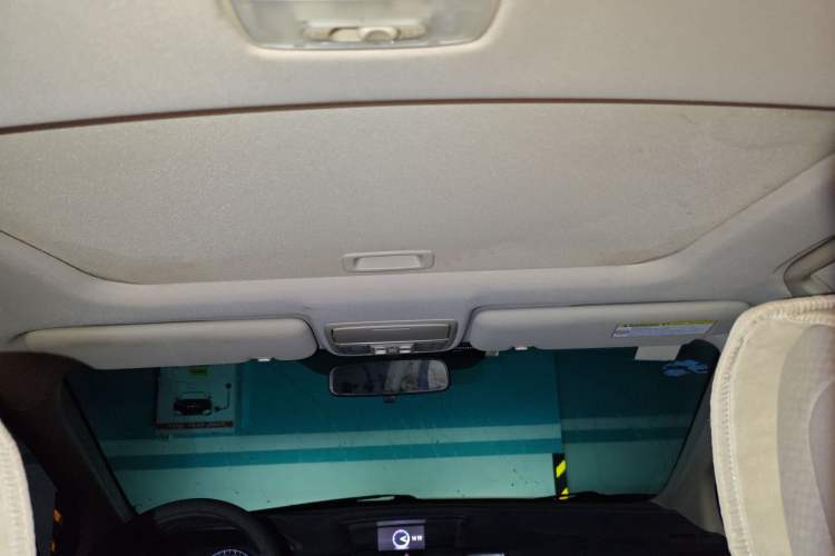 Used Honda CR-V 2015 2.0L two-wheel drive Fashion Edition Headliner