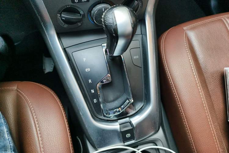 Used Opel Antara 2012 2.4L Two-Wheel-Drive Comfort Edition