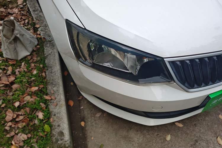 Used Skoda Fabia 2016 1.4L Automatic Car Enjoy Edition