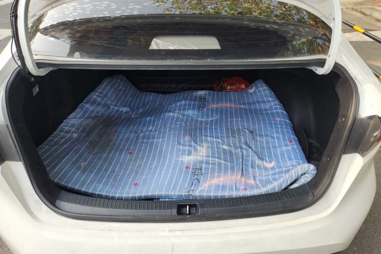 Used Toyota Levin 2022 Dual-Engine 1.8H E-CVT Luxury Edition
