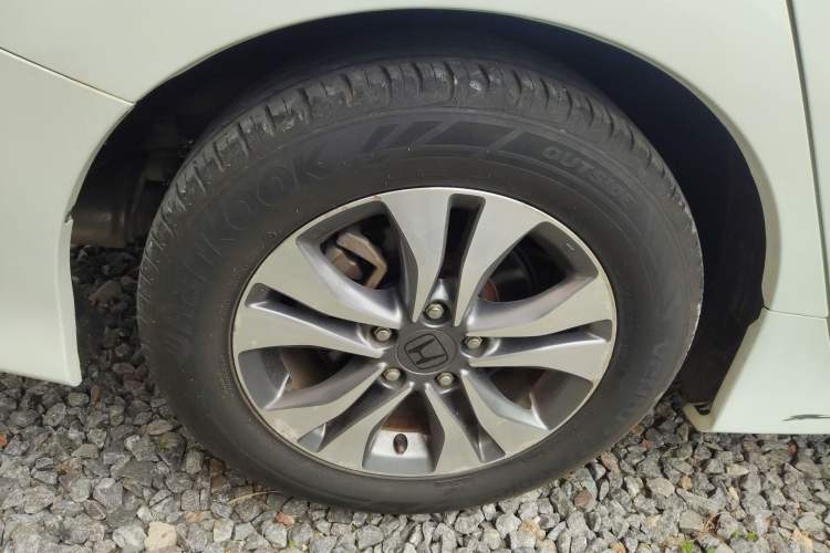 Used Honda Accord 2015 2.0L LXS Elite Edition Right Rear Wheel Hub