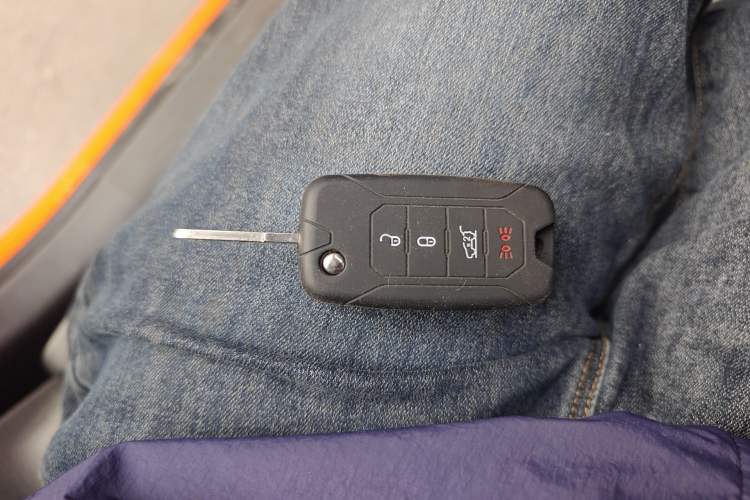 Used Jeep Renegade 2018 Connected Large Screen Version 180T Automatic High-Energy Edition Vehicle Key