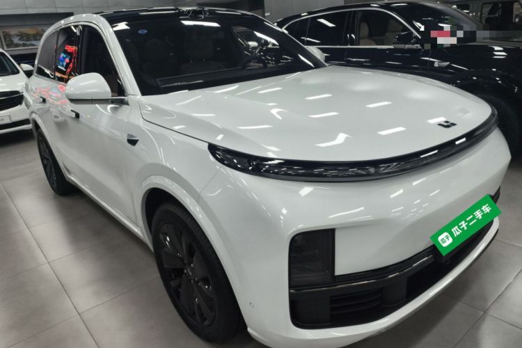 Used Li Auto L8 2025 Pro Smart Refresh Edition
