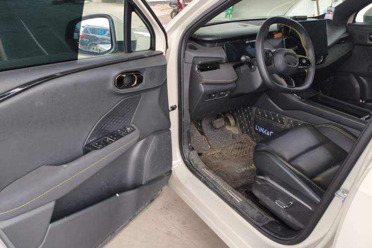 Used Lynk & Co 06 2025 Renew 1.5T Pro Driver Seat