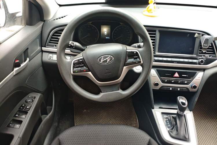 Used Hyundai Elantra (6th Generation / Lingdong) 2016 1.6L Automatic ZhiXuan – Elite Version