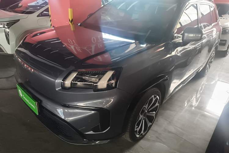 Used AION V 2024 Aion Tyrannosaurus 650 LiDAR Edition