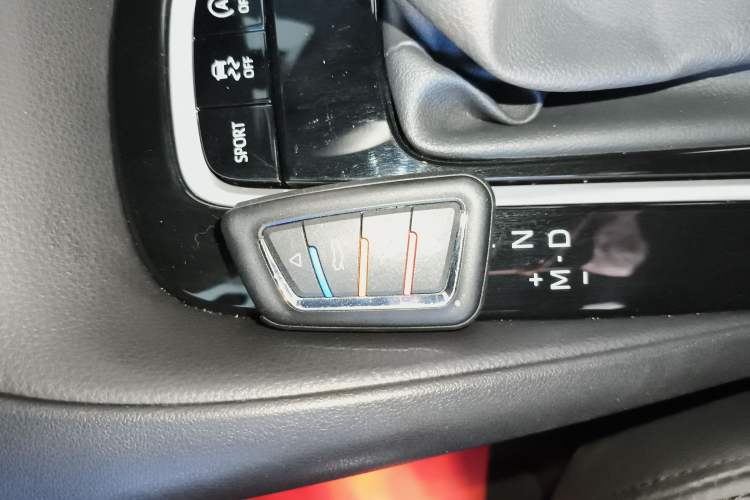 Used Toyota Levin 2022 185T CVT Luxury Edition
