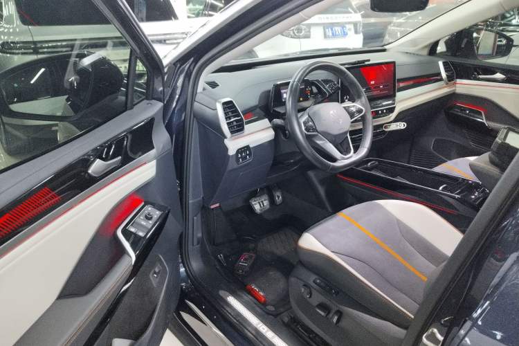 Used Volkswagen ID.6 CROZZ 2022 Long-Range PRO Edition