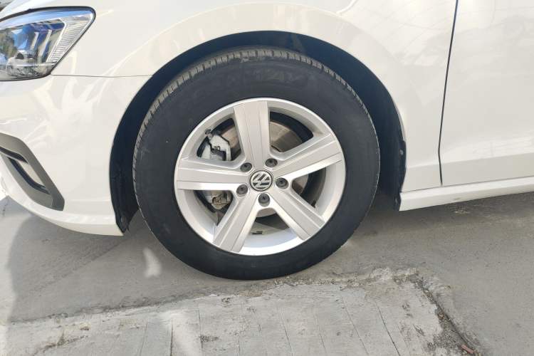 Used Volkswagen Lamando 2019 230TSI DSG Fashion Edition China VI Left Front Wheel Hub