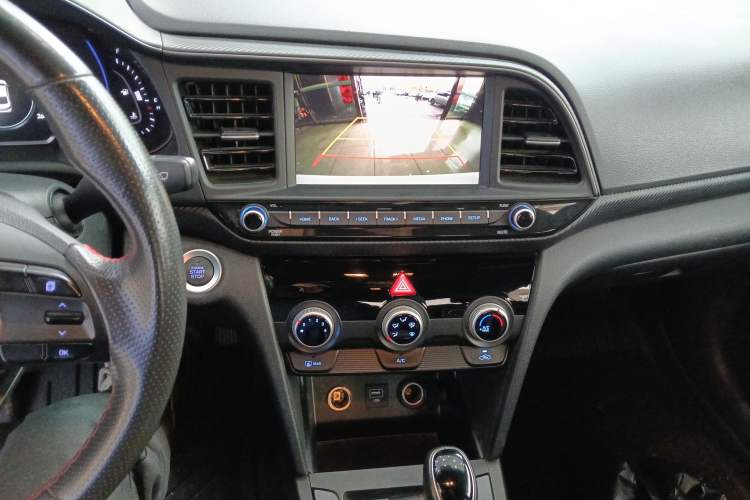 Used Hyundai Elantra (6th Generation / Lingdong) 2020 1.4T Dual-Clutch Xuan Dong · Dynamic Version Audio And AC Panel