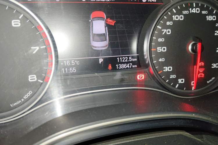 Used Audi A6L 2014 50 TFSI quattro Luxury Model Odometer Close Up