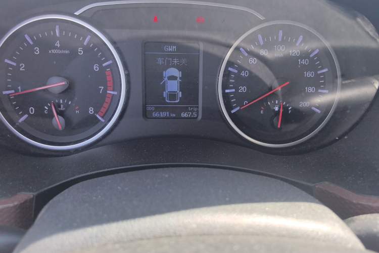 Used Great Wall Wingle 6 2017 2.4L Gasoline 4x4 Elite Version 4G69
