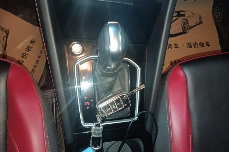 Used Jetta VS5 2022 280TSI Automatic High-Gloss Glory Edition
