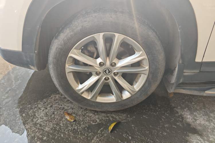 Used Dongfeng Fengon S560 2019 1.8L Manual Urban Model