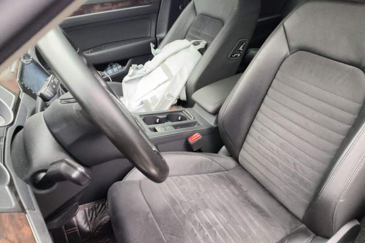 Used Volkswagen Magotan 2017 330TSI DSG Luxury Model