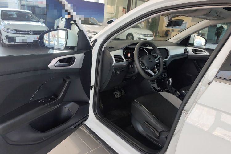 Used Volkswagen Tacqua 2023 200TSI DSG Joy-Connect Edition Driver Seat