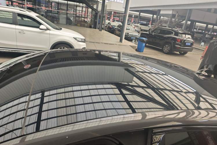 Used Lincoln Z 2022 iCool Prestige Edition Roof