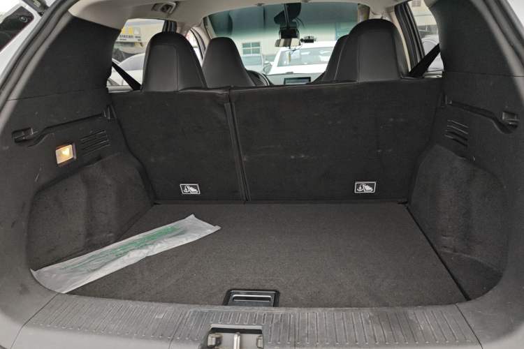 Used XPeng G3 2022 G3i 520N+ Trunk