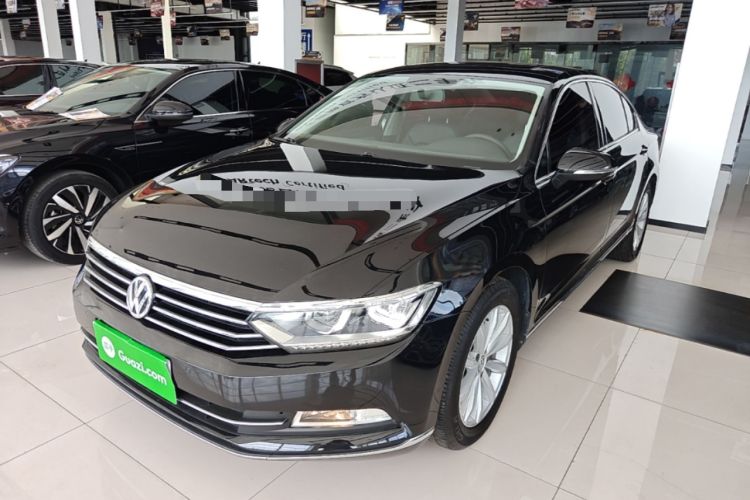 Used Volkswagen Magotan 2019 330TSI DSG Leading Edition China V Standard Guazi used car, China used car export, Used car for sale, Used cars, Cheapest cars for sale