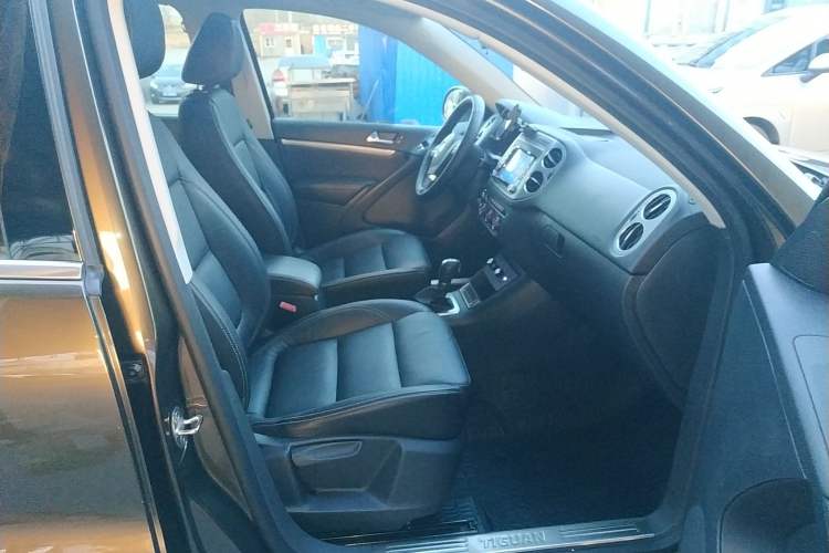 Used Volkswagen Tiguan L 2017 300TSI Automatic Two-Wheel Drive Silk Road Comfort Edition