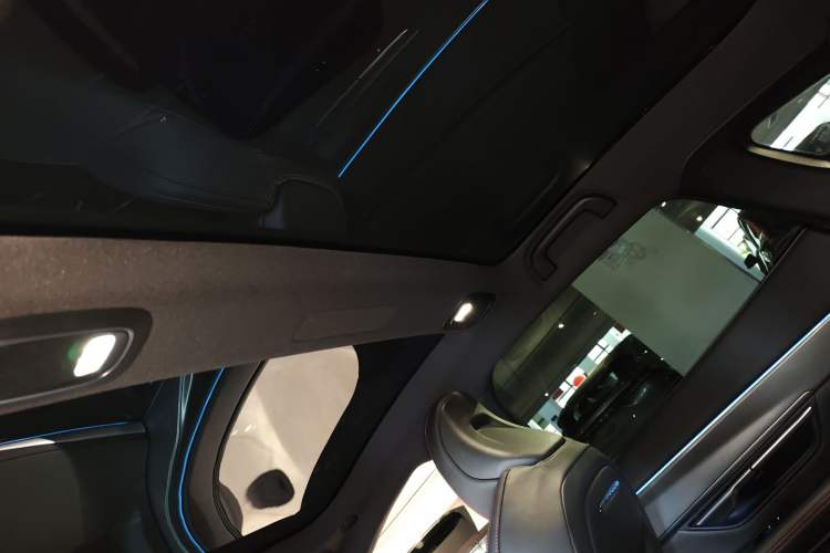 Used XPeng P7 2023 P7i 702 Pro Headliner