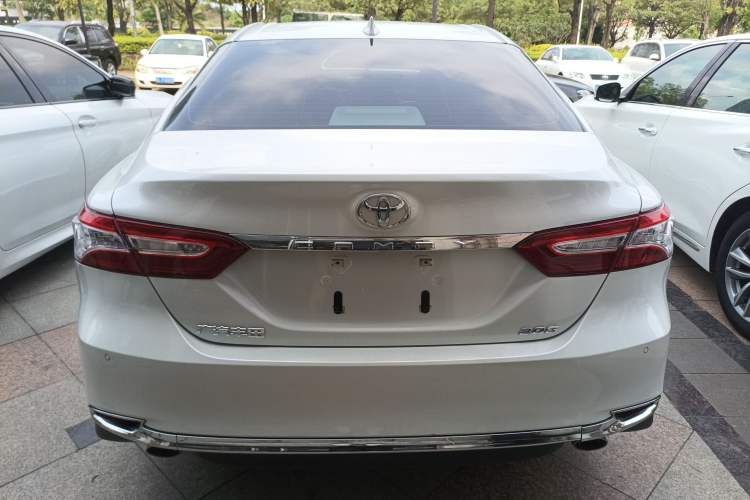 Used Toyota Camry 2023 2.0G Luxury Edition