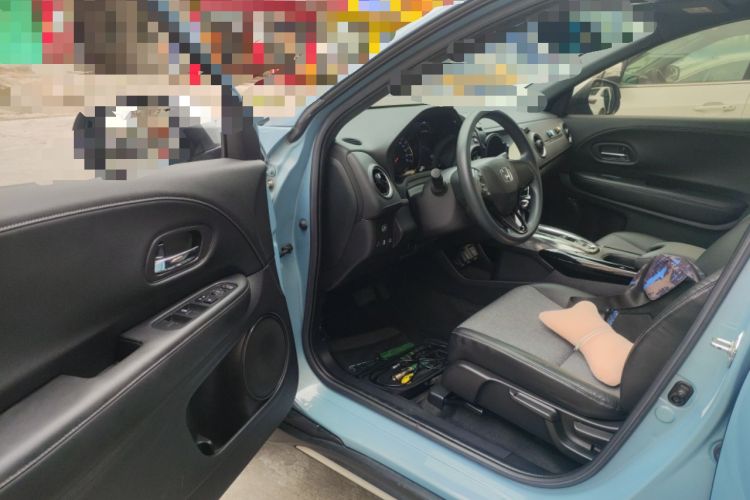 Used Honda XR-V 2021 220TURBO CVT Luxury Edition Driver Seat